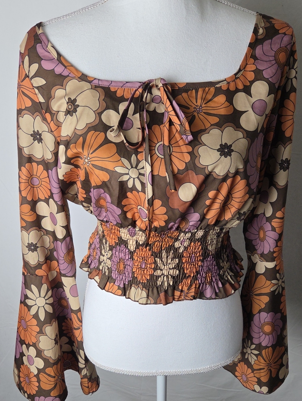 Rumwe Floral Smocked Waist Long-Sleeve Top - Bell Sleeve Sz Large Hippy 1960's
